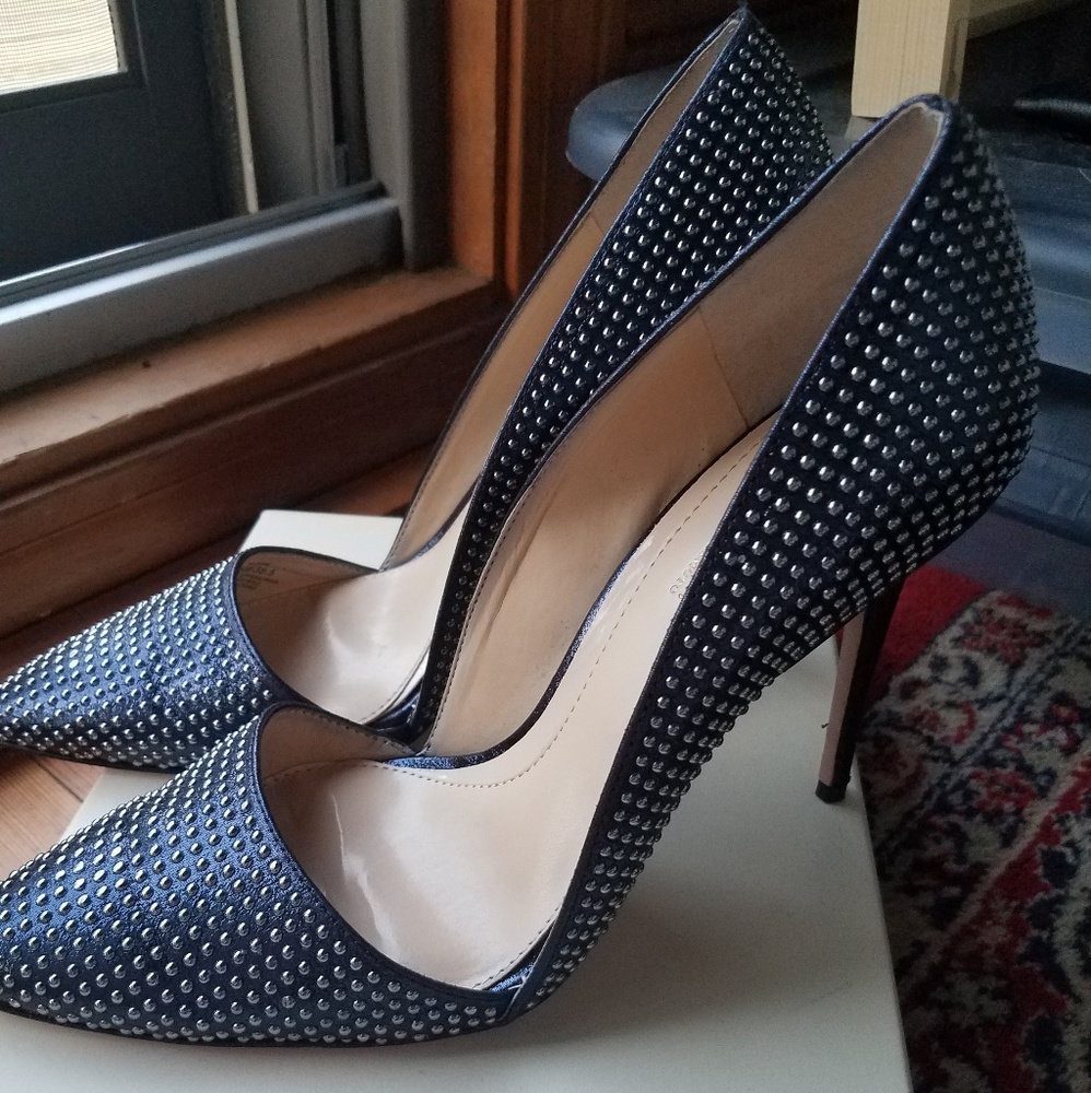 vince camuto pumps